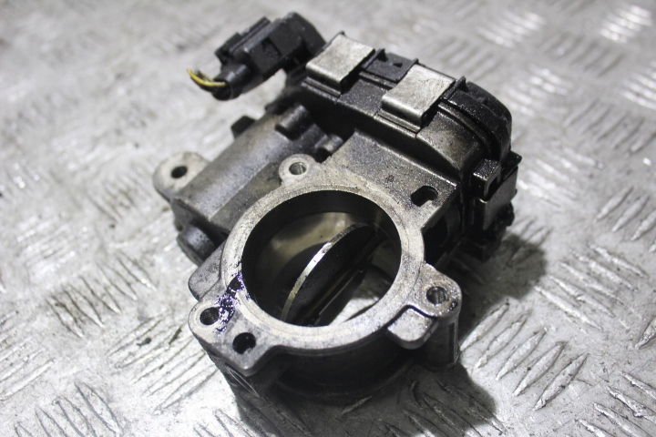 фото №1, Дроссельная заслонка skoda rapid 1.4tdi