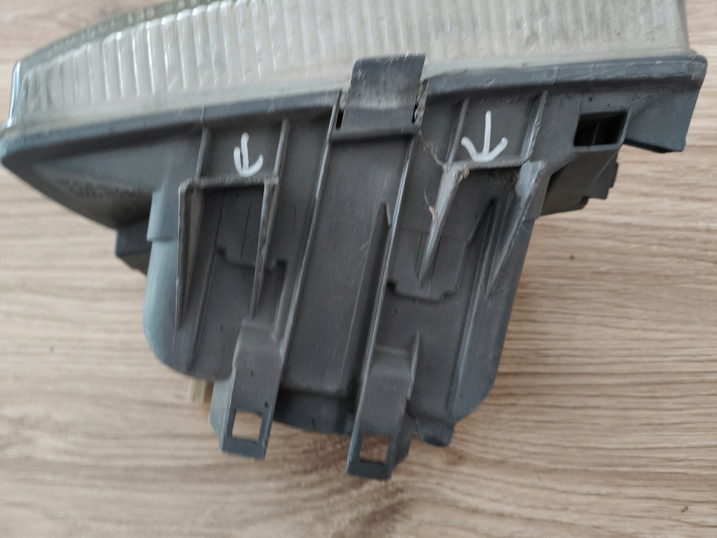 фото №11, Opel omega a противотуманная фара левый 90-94