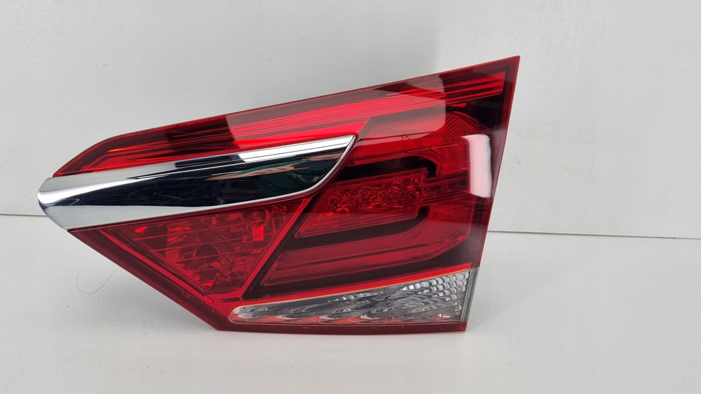 фото №1, Hyundai i40 i40 kombi lift лампа права задня led