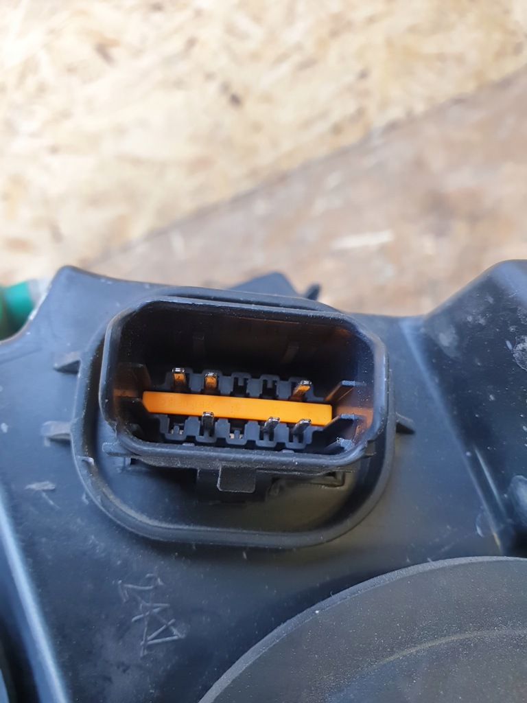 фото №11, Renault master iii lift лампа правый перед 260108490r bdb