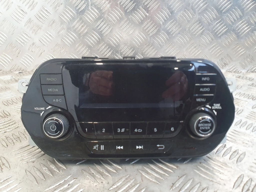 фото №1, Fiat tipo 2015-2020 радіо дисплей