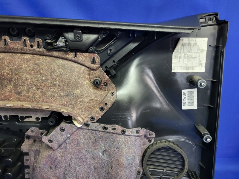 фото №9, Обшивка двері правий перед vw golf vi