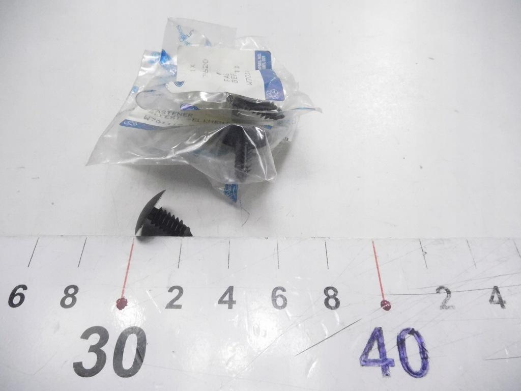 фото №6, Штифт захист нижній двигуна ford focus 2018-oe 1379620