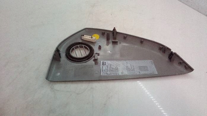 фото №5, Защита панели приборной панели правая a6 c6 4f0857086c