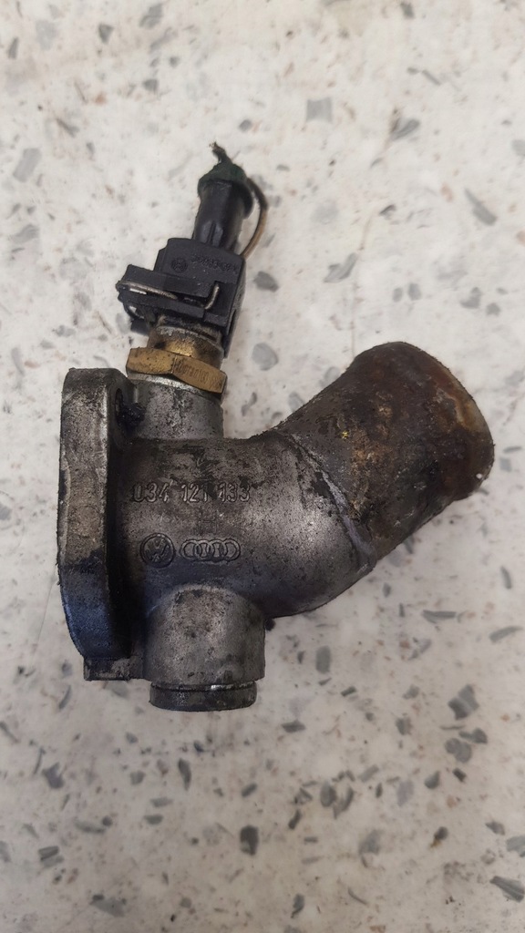 фото №1, Патрубок wody volvo 850 s80 2.5tdi