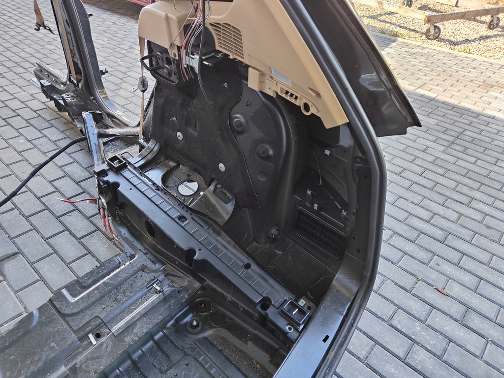 фото №6, Bmw x3 f25 крыло правый задний задняя 475 четверть правая задняя pas задний поддон