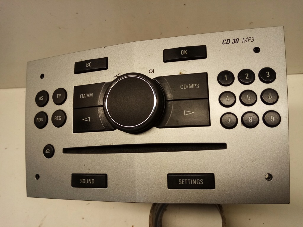 Радио cd30 13289932 дисплей 13275077 навигации opel zafira b европа Киев