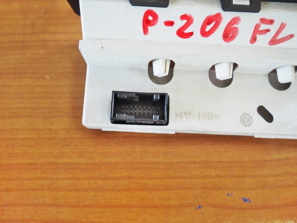фото №7, Peugeot 206 дисплей годинник панель 96616372xt
