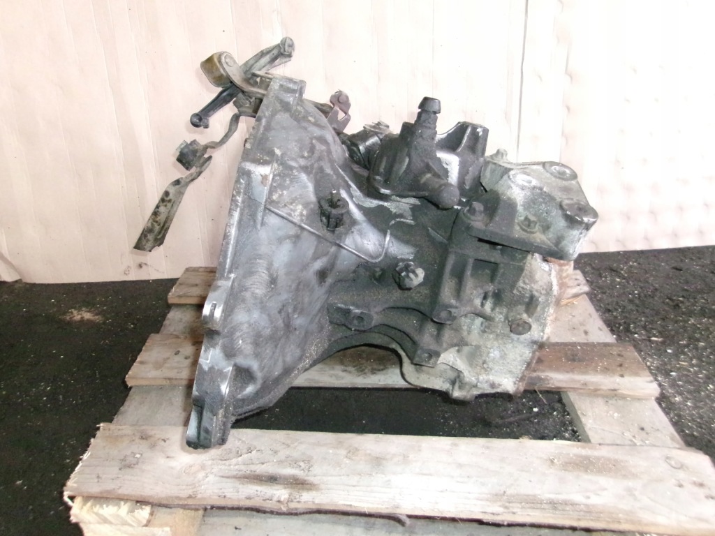 Купить Коробка передач передач opel 55352935 0076124