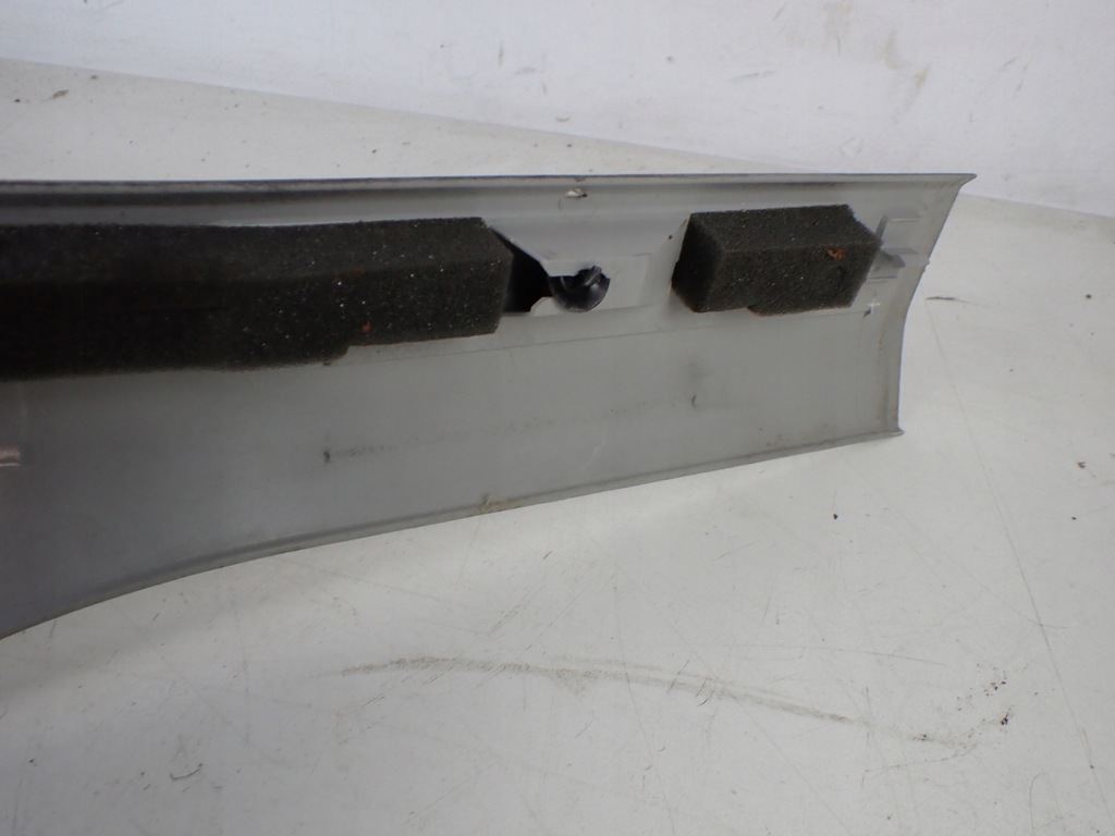 фото №13, Обшивка стійка правий задня audi a8 s8 d3 5.2 короткий