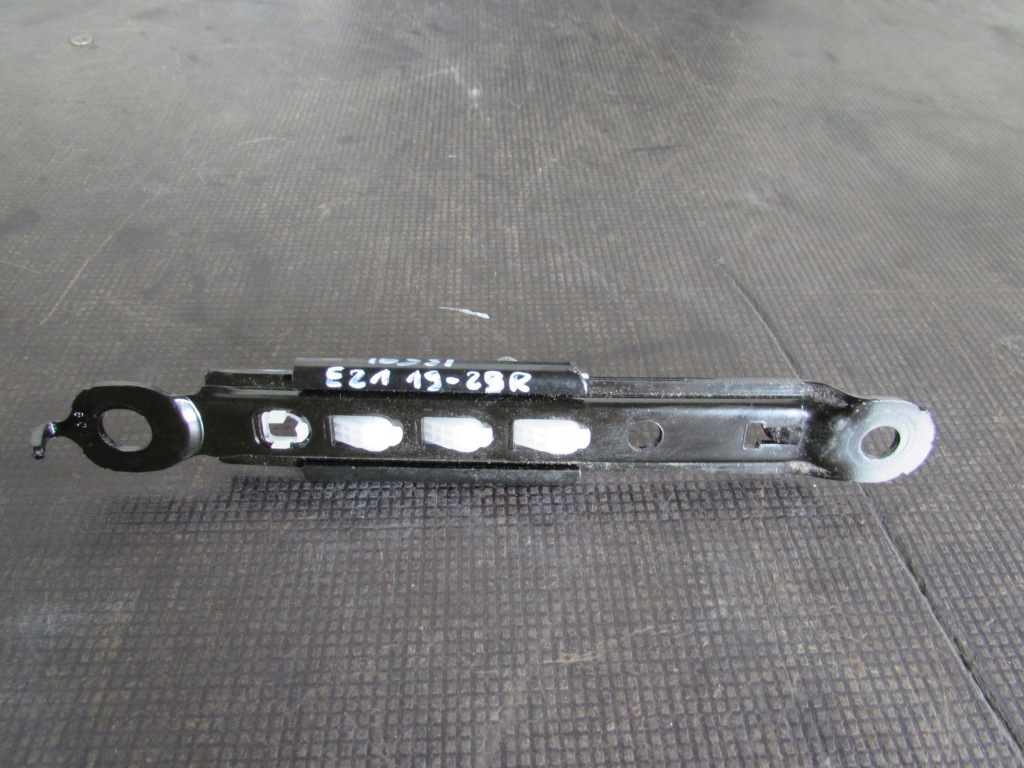 фото №1, Регулювання поперечина безпеки лівий перед 220119164618 toyota corolla e21 19