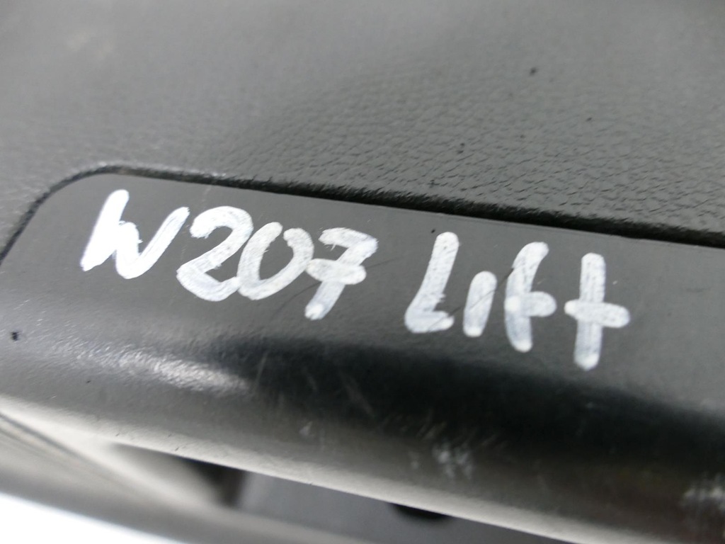 фото №10, Захист поперечина заднього mercedes-benz оригінальний номер a2076901641