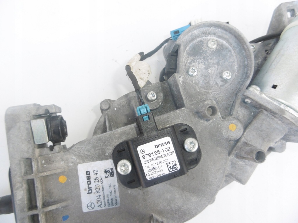 фото №5, Моторчик привод крышки kombi mercedes w204