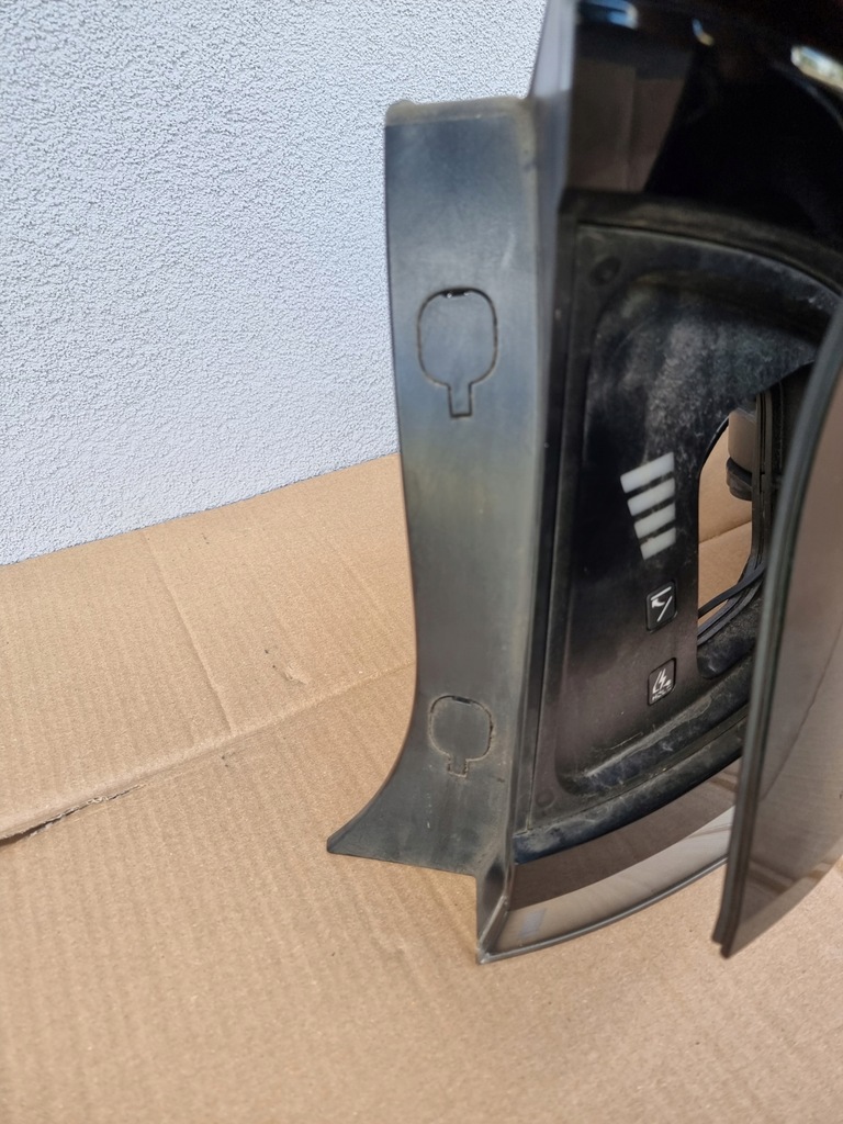 фото №9, Kia ev6 gt лампа задняя правая 22- цвет abp