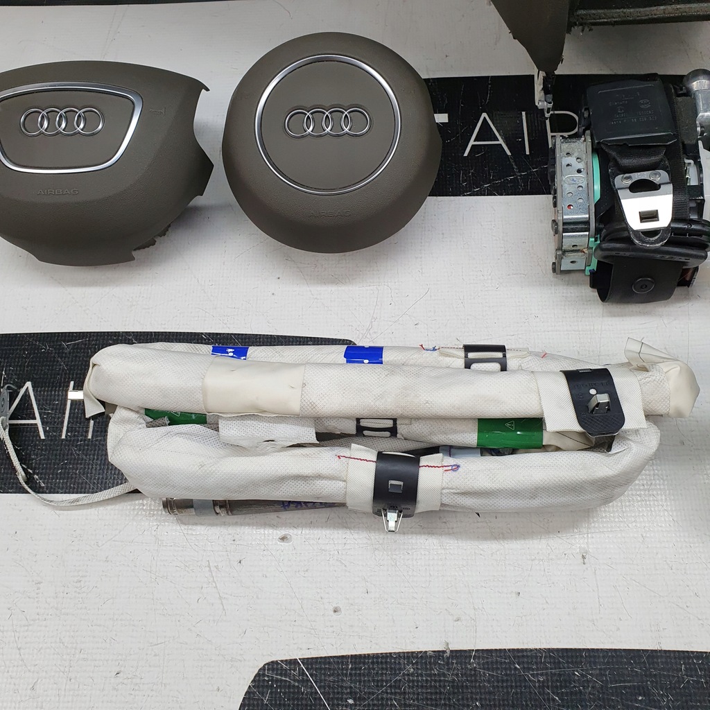 фото №8, A5 8t приборная панель консоль подушки безопасности ремни подушка безопасности