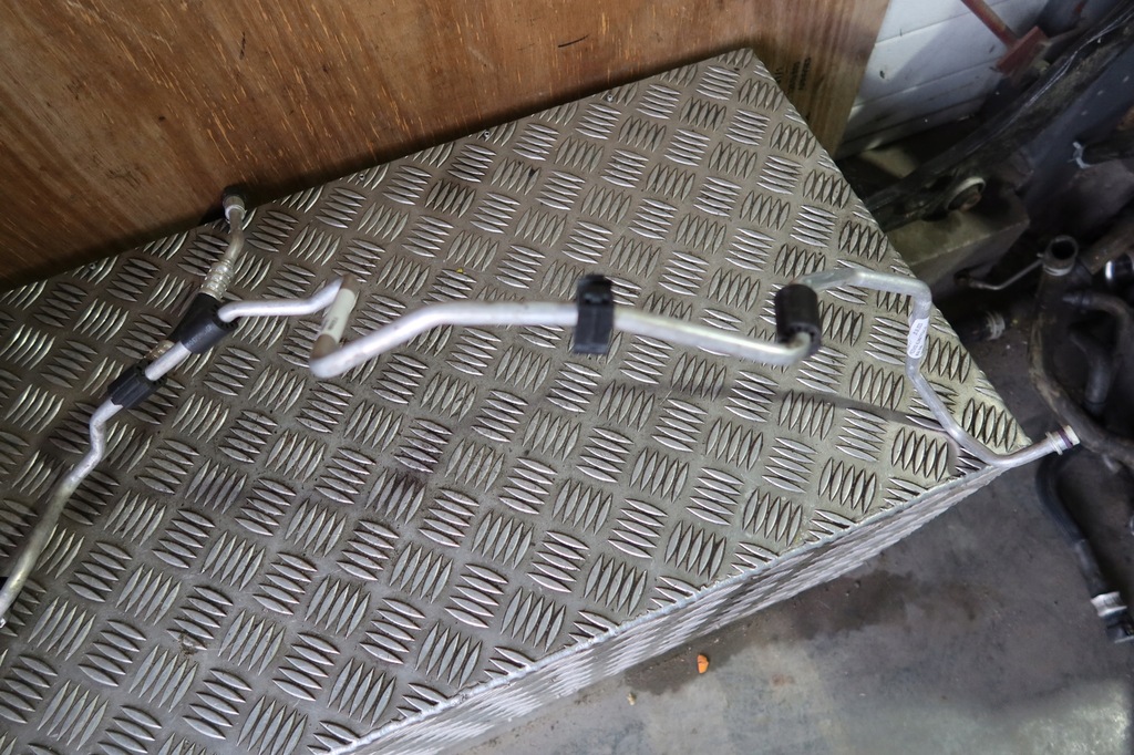 фото №4, Шланг кондиціонера mini r60 9806518