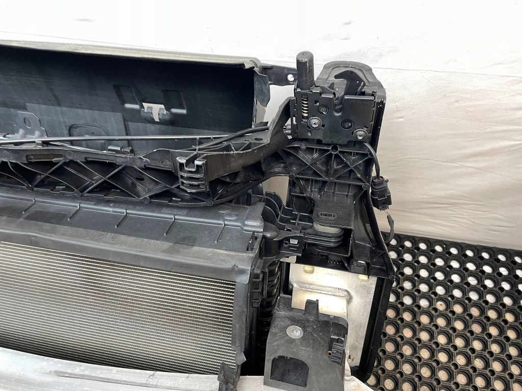 фото №7, Pas передний усилитель балка радиатор audi q8 4m 4ke 55 e-tron 2018-