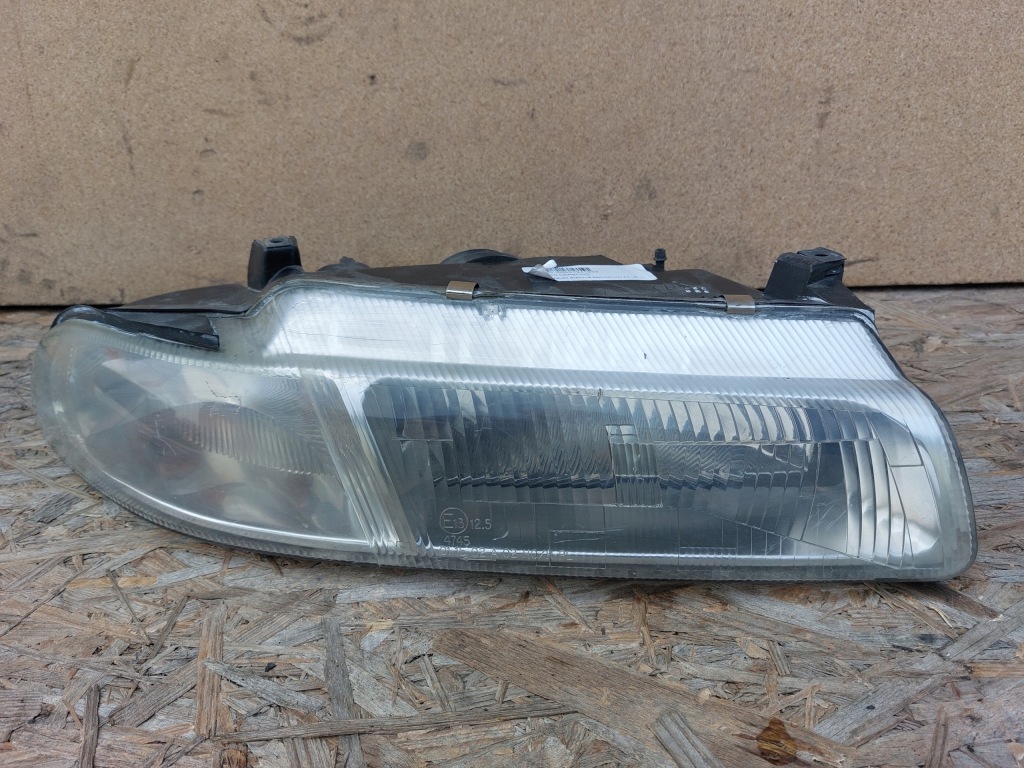 фото №1, Лампа перед права dodge stratus 95-00 eu