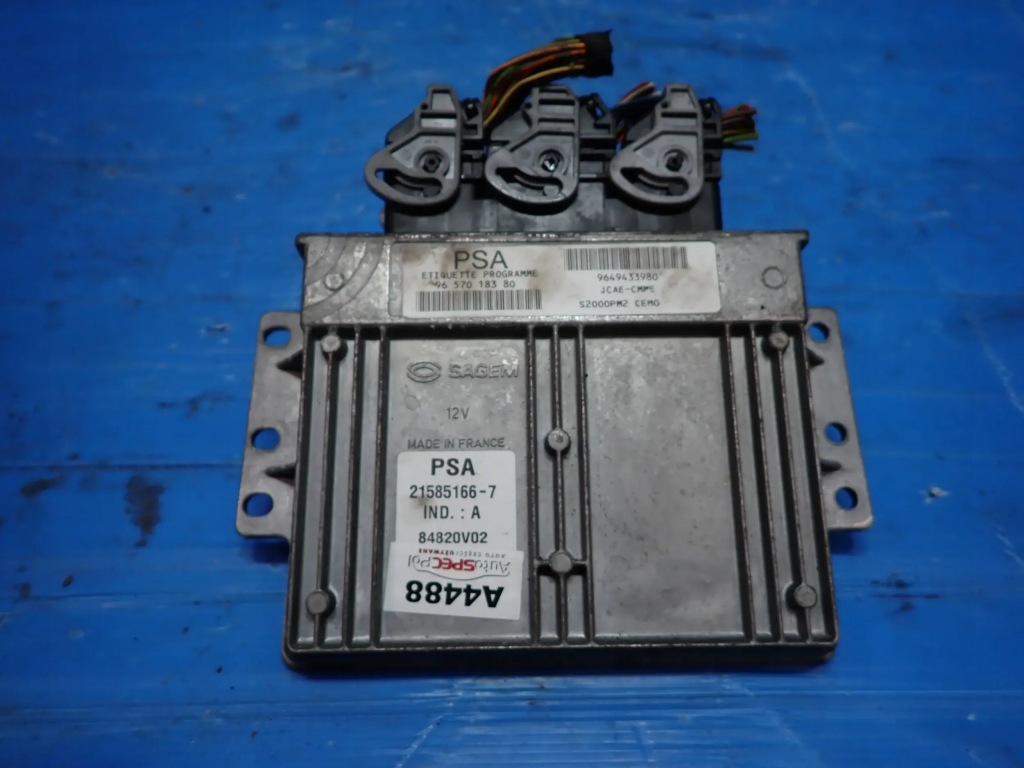 Купить Бортовой компьютер двигатель citroen peugeot 9657018380