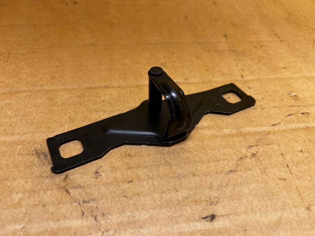 фото №1, Засувка засувка замка кришки задня багажника audi a8 d5