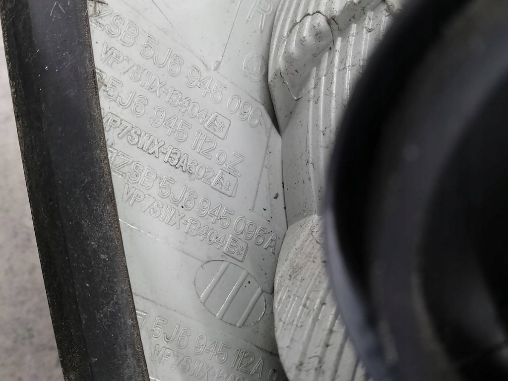 фото №8, Лампа задня права skoda fabia ii fl 5j6945096 5j6945112 5j6945096a