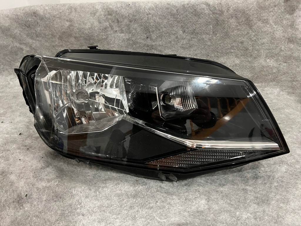 фото №1, Vw caddy lift 15- правая лампа передняя