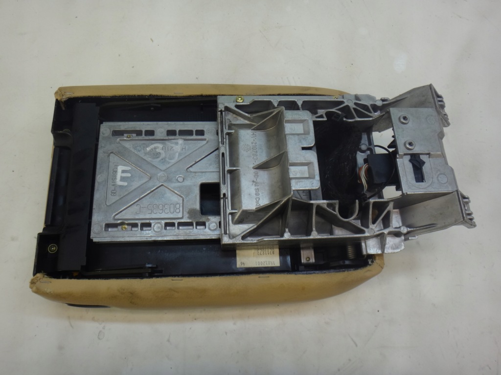 фото №5, Підлокітник podłokieć bmw e38 бежева шкіра