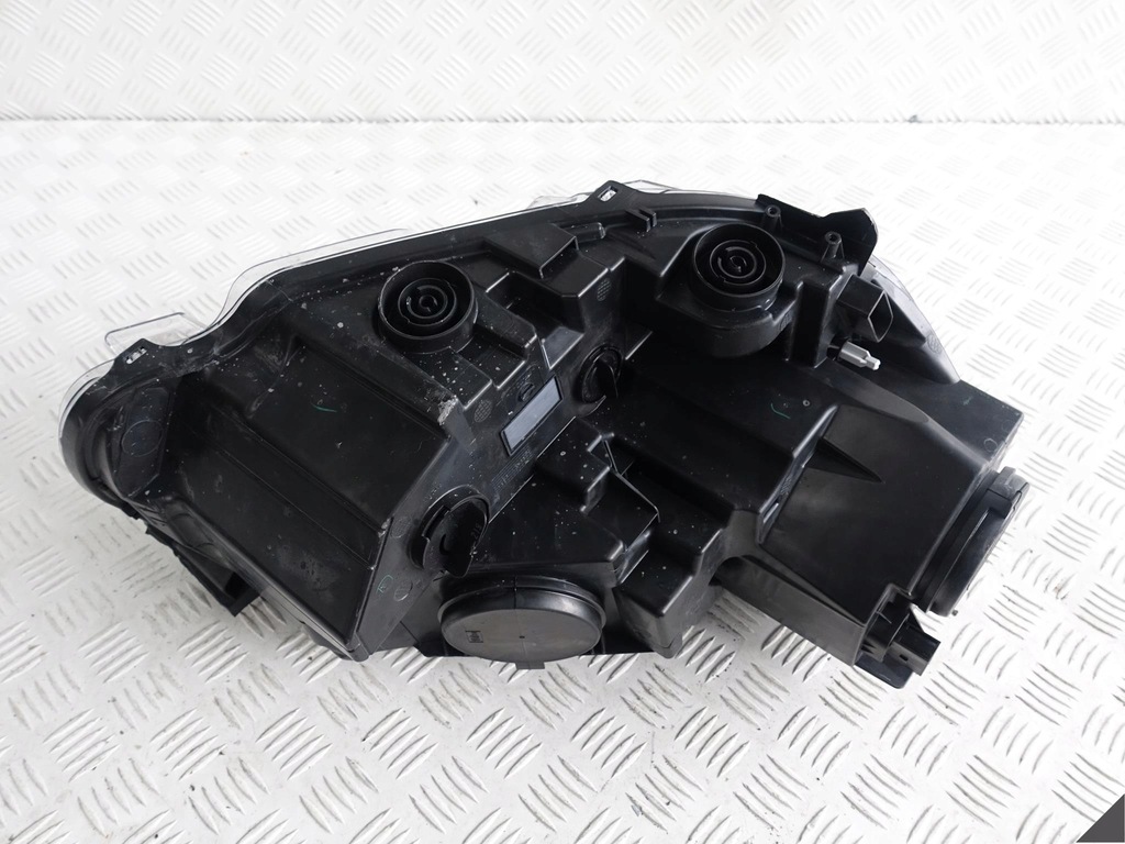 фото №14, Peugeot rifter 18- обычная h7 левая перед eu uszk. лампа