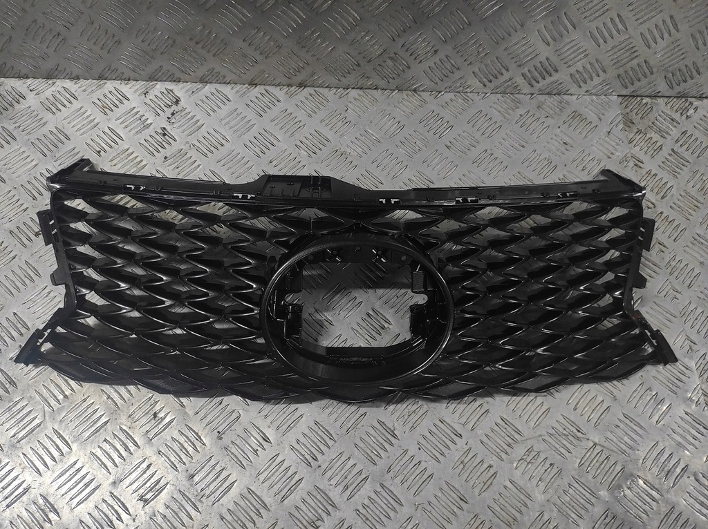 фото №1, Lexus is 350 2018 решётка радиатора бампера решётка радиатора решётка радиатора