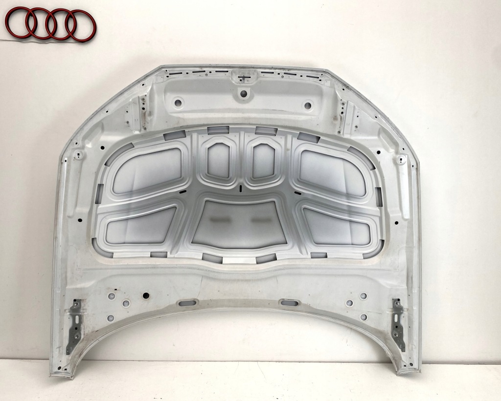 Audi a4 b9 8w 2017 2022 капот кришка двигуна білий оригінальний номер Зі Шроту