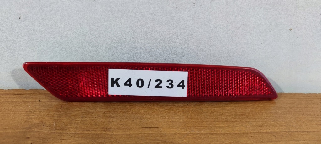 фото №1, Jaguar i-pace x590 права лампа відбивач задня задній