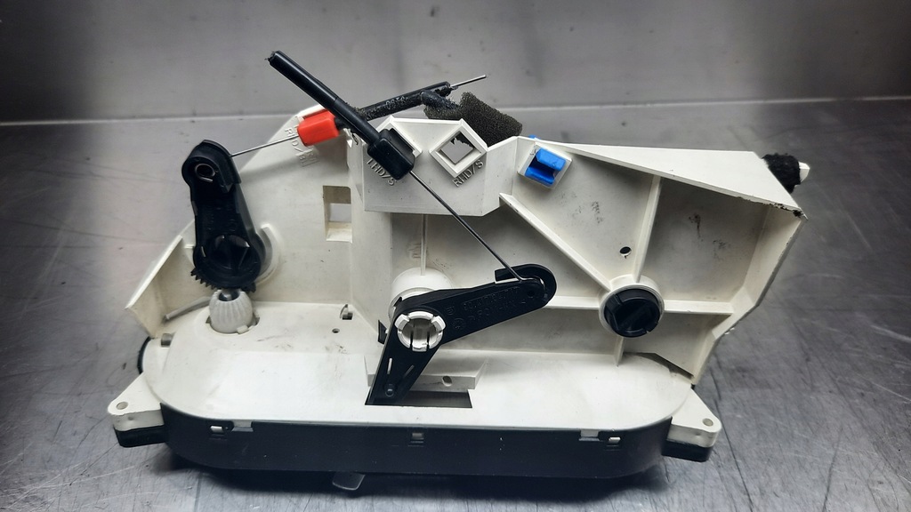 фото №6, Панель обдув mitsubishi carisma hb 97r 1.6b