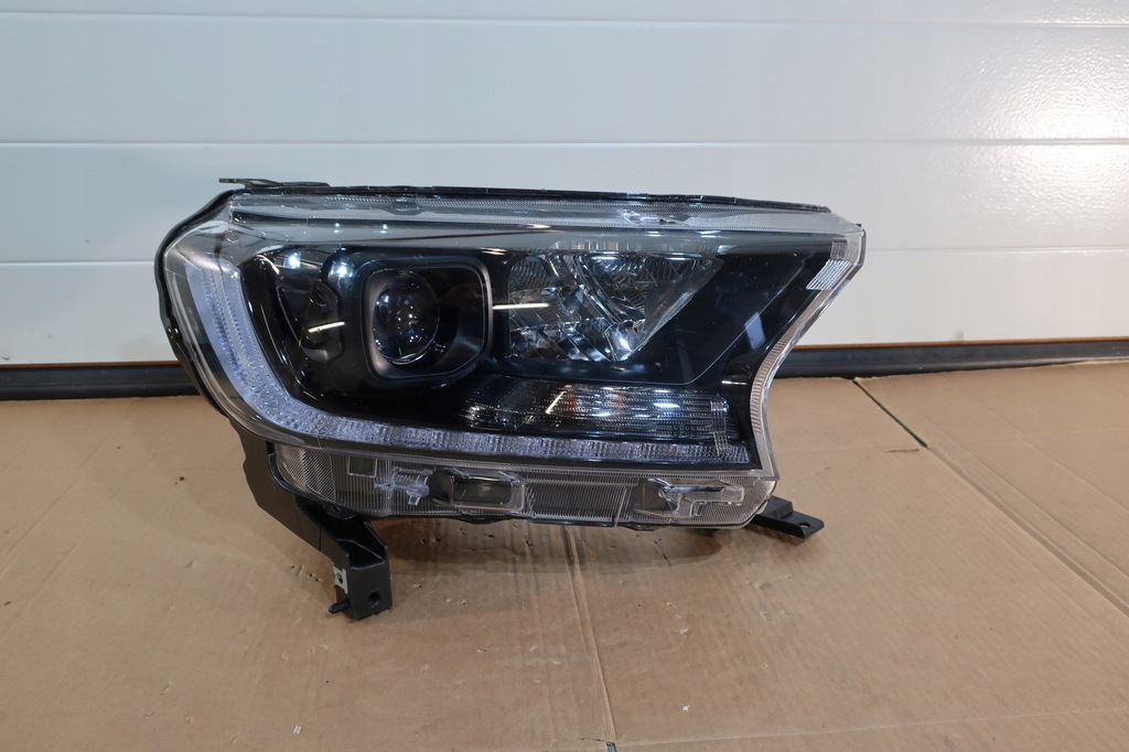 фото №1, Права лампа ford ranger lift full led