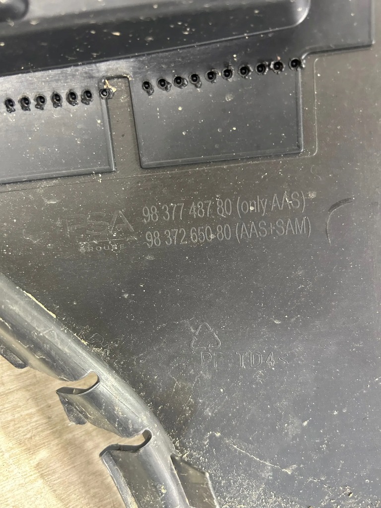 фото №10, Peugeot 308 t10 новый model бампер задний