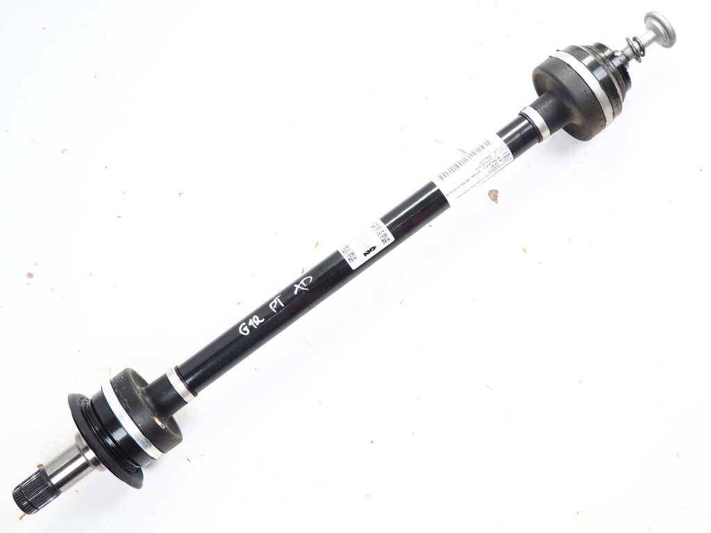 фото №1, Привідний вал права задня задня bmw g11 g12 8639454