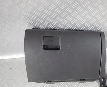 фото №1, Mazda 3 iii 13-15 hb бардачок пасажира