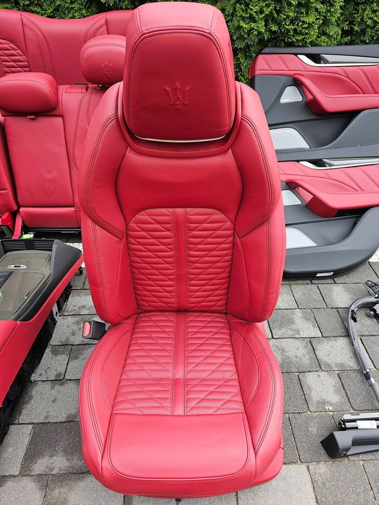 фото №5, Maserati levante середина сидіння заднє сидіння обшивки idealny!