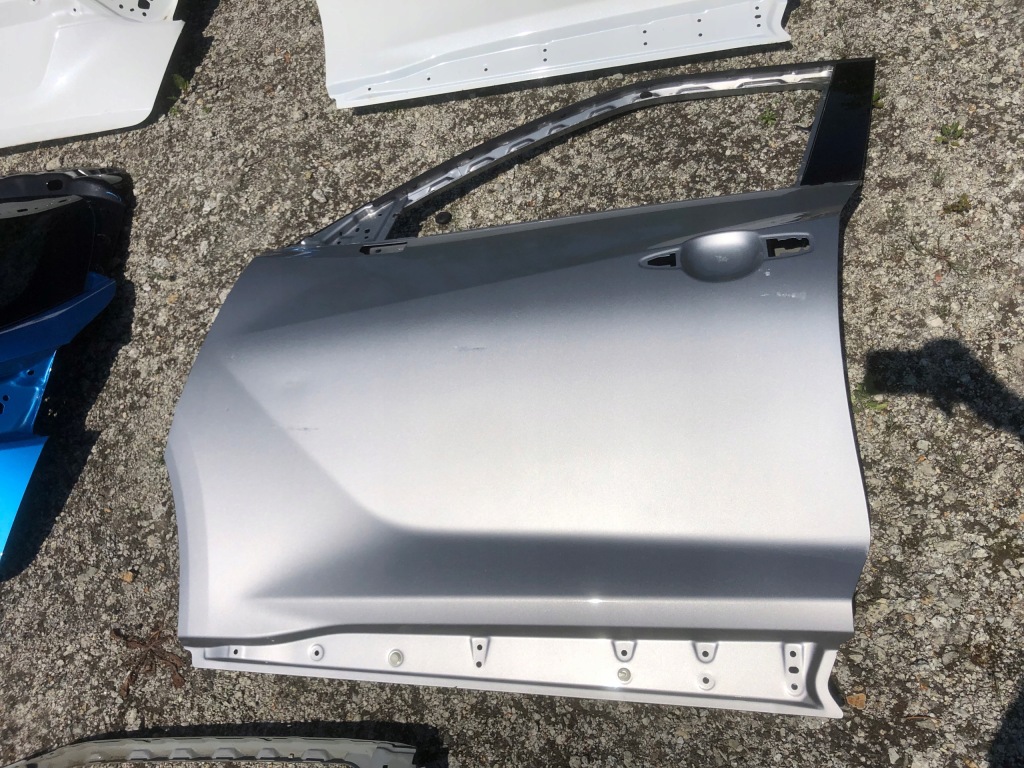 фото №1, Nissan juke ii f16 голый дверь левый перед серебристый