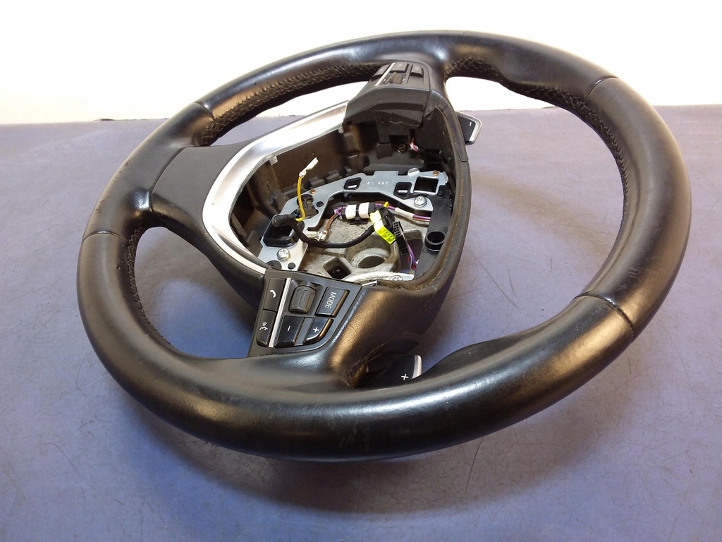 фото №6, Bmw 5 f10 f11 повітропровід багатофункціональний пелюстки перемикання