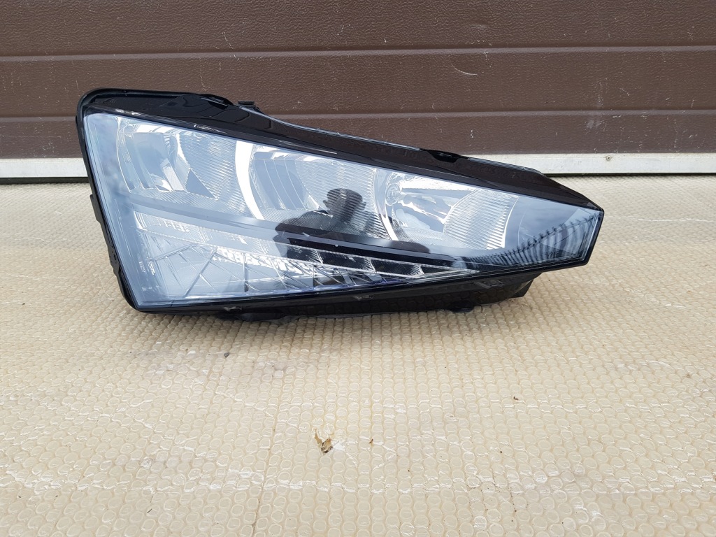 Купить Фара фара передняя правый  skoda scala led