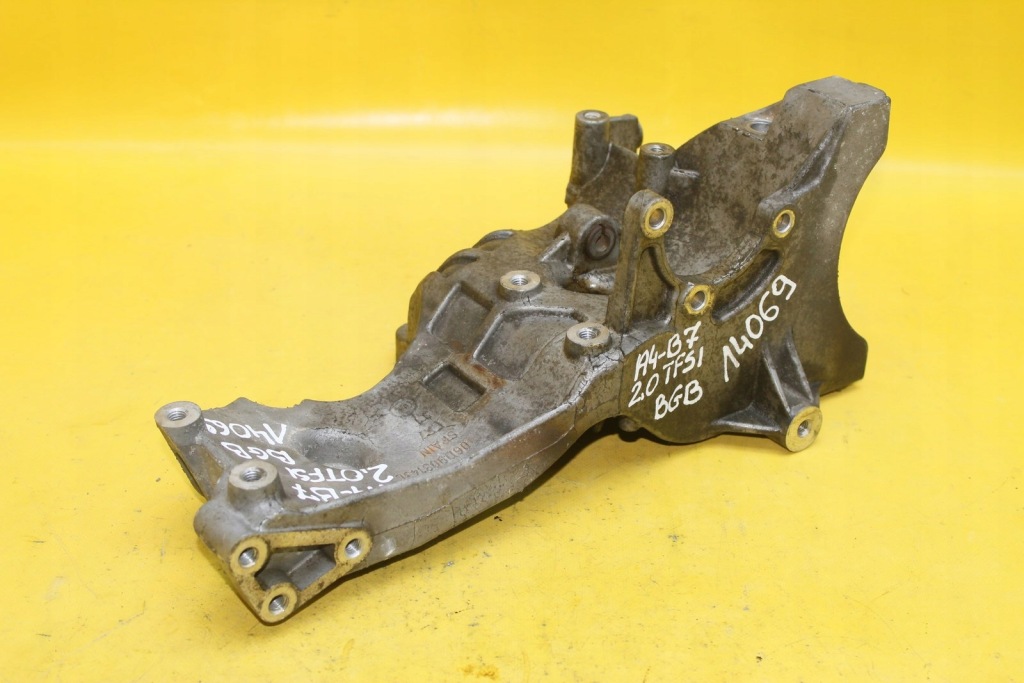 фото №1, Кронштейн генератора 06d903143c a4 b7 2.0 tfsi bgb