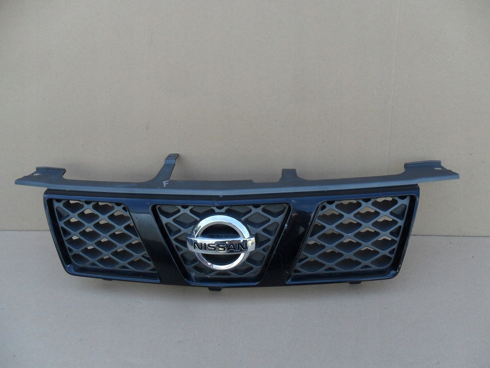 фото №1, Nissan x-trail t30 2003 2004 2005 2006 решітка радіатора