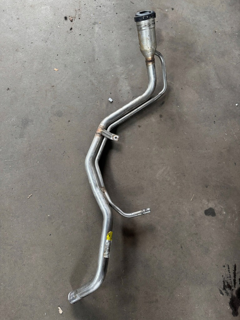 фото №1, Ford s max mk2 2.0 tdci 210km труба заливной топлива заливная горловина топлива 2015-2018rok