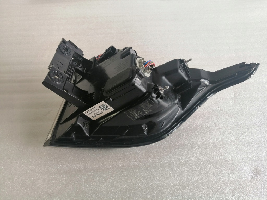 фото №13, Kia sportage v лампа задняя левая 92402-r2100