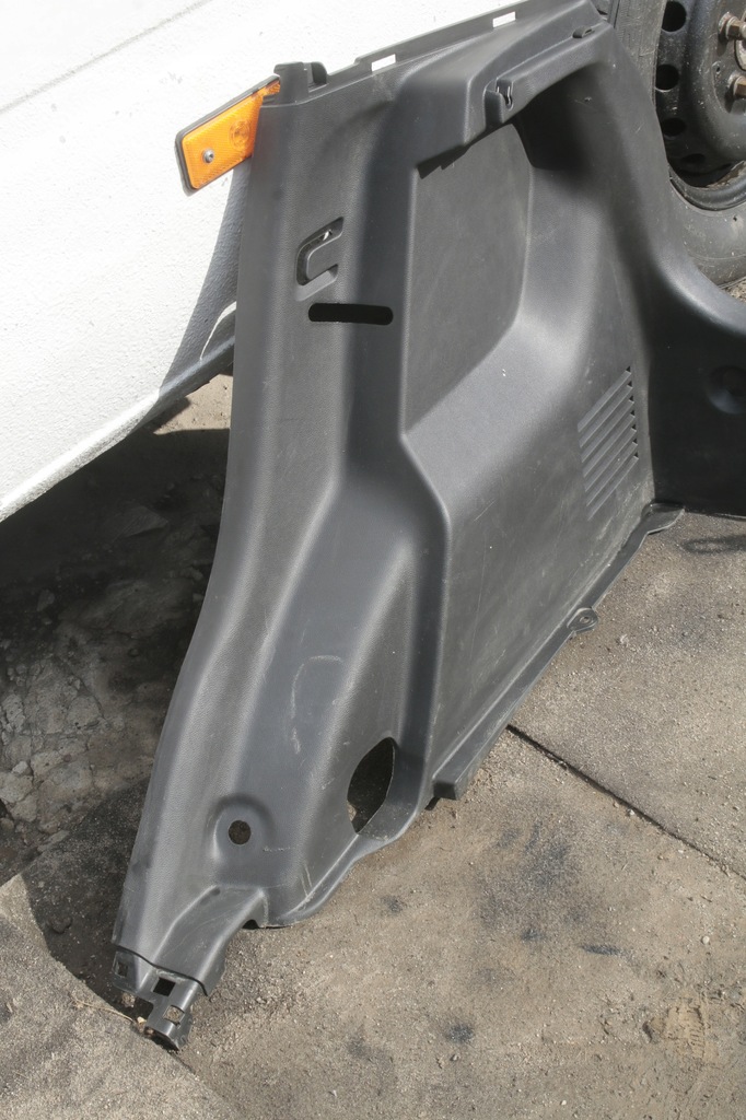 фото №8, Обшивка багажника opel karl