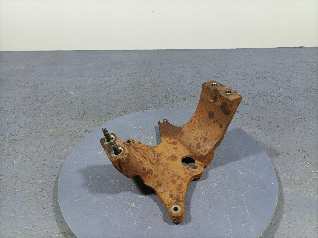 фото №1, Volvo xc60 ii кронштейн кронштейн каталізатора 31480833