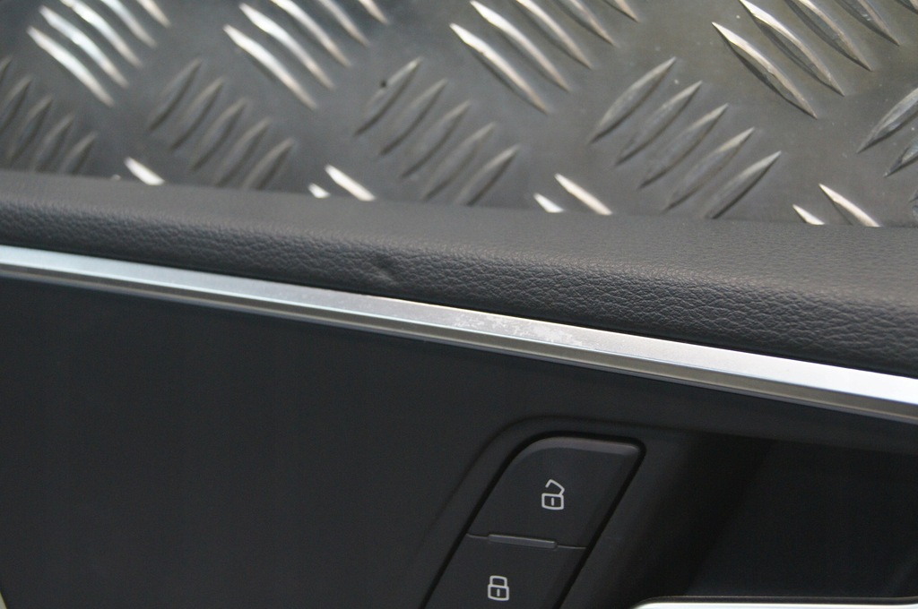 фото №8, Audi a5 8w f5 cabrio usa обшивка двері правий