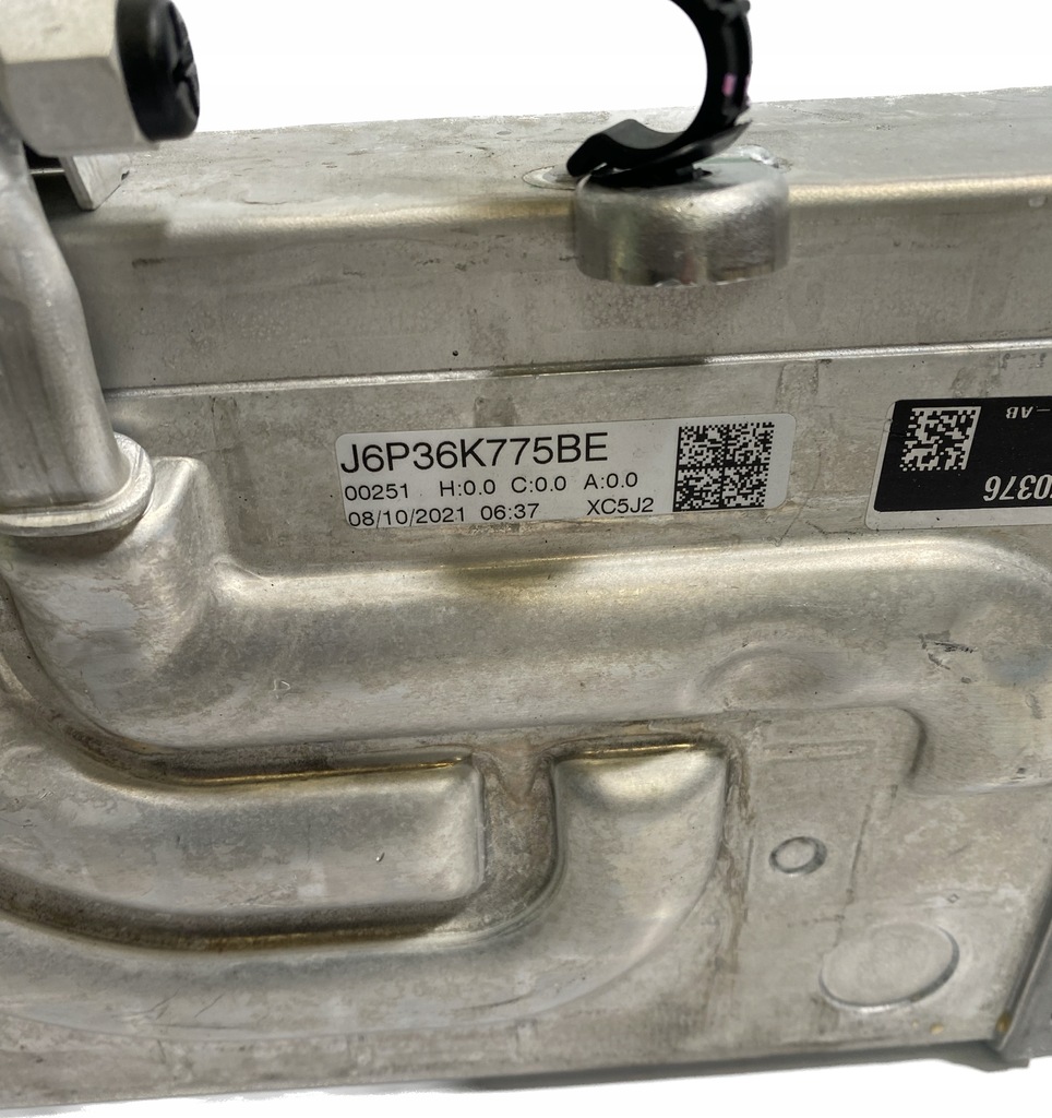 фото №3, Интеркулер jaguar f-pace f pace x761