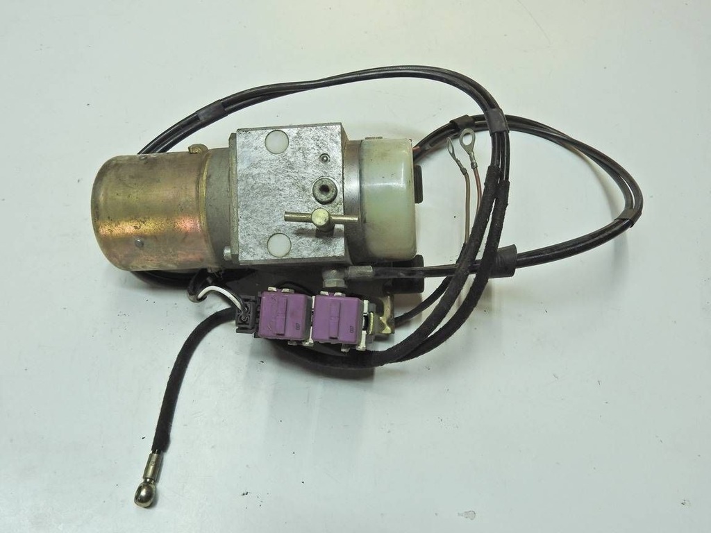 фото №1, Bmw 3 e36 z3 насос крыша 8407224