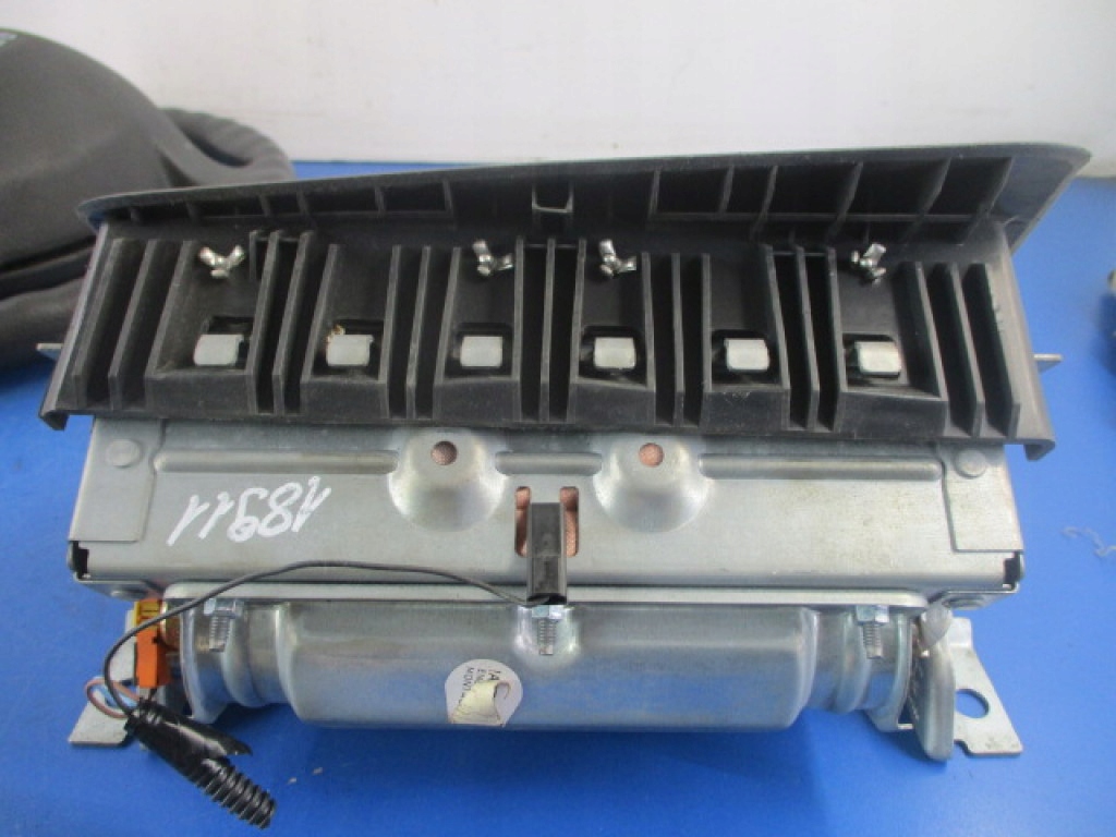 фото №8, Clio iii lift воздуховод+ подушки безопасности+ модуль 8200963406